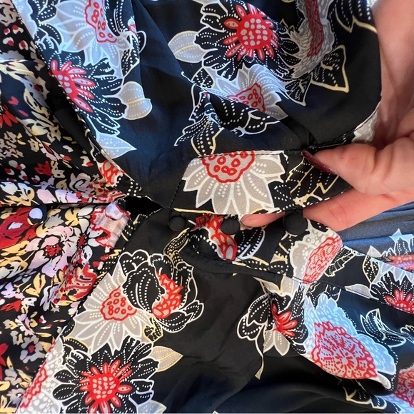 Free People tie front blouse. Size XL. - Picture 12 of 15